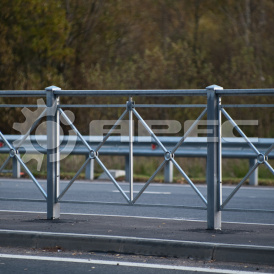 Металлические дорожные ограждения барьерного типа - 14