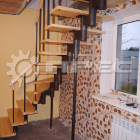 Винтовая лестница в квартиру - 4